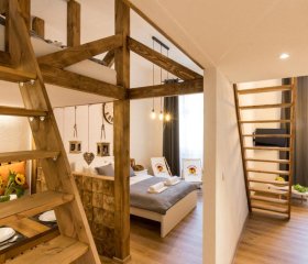 Cracow Best Location Apartment by Cozyplace