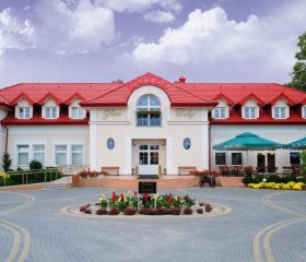 Hotel Złote Dęby