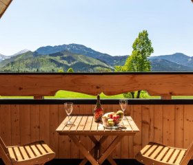 Domek w Roztokach z widokiem na Tatry, z balią i sauną