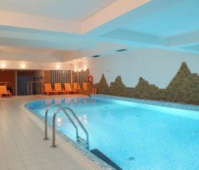 Apartament Radowid 15 w centrum z basenem