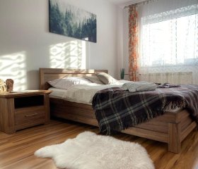 Pokoje Gościnne Pod Jaworem - obok pięknego szlaku wzdłuż rzeki Białka, 1km do stoków Kotelnica