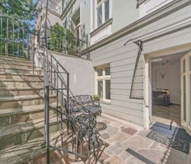 Studio Four - prywatne wejście i taras w Centrum Sopotu