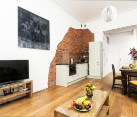 Old Town Brigue Apartment by Otium