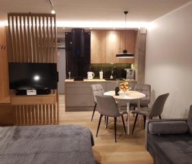 Apartament green-balcony z parkingiem i rowerami