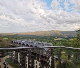 Apartament z widokiem na góry