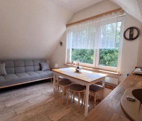 Apartament pod limbą