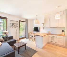 Apartament w Gdańsku Brzeźnie ,blisko plaży ,darmowe miejsce parkingowe ,taras