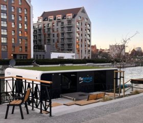 Dom na Wodzie - Flohotel