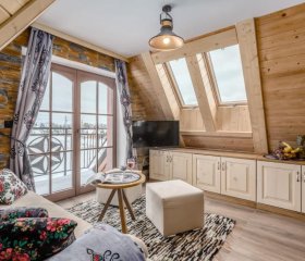 Hej Giewont , Apartament ze Skosami