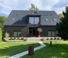 Apartament Black House88