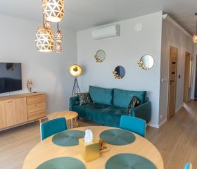 Apartament Ustka Holiday z sauną i ogrodem