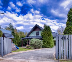 Domki całoroczne otoczone lasem 150 m od jeziora 