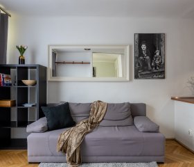 Golden Apartments - Great Location - City Center - Zelazna