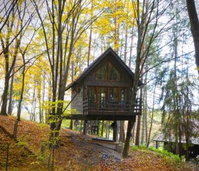 Na Skraju Lasu Domek na Drzewie & Glamping