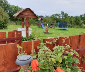 Komfortowe mieszkanie na wsi z tarasem niedaleko plaży i jezior