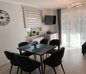 Apartament w Międzywodziu z parkingiem