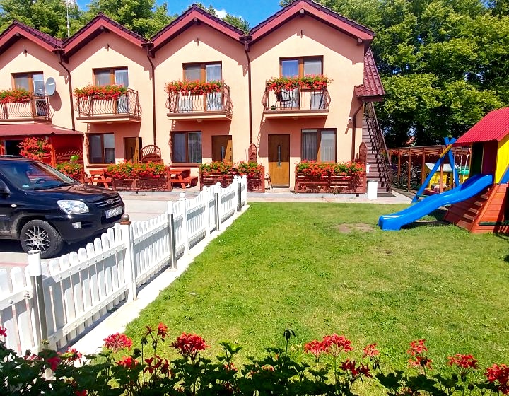 Pokoje gościnne Koralowiec. Atrakcje dla dzieci, rowery, altana biesiadna