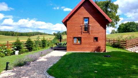 Całoroczny domek "Cztery Klony" z sauną i jaccuzi.