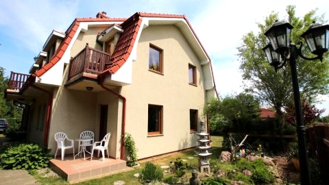 Apartment 4