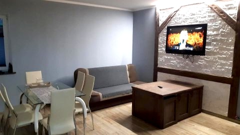 DOMEK U FLORIANA I KONRADA