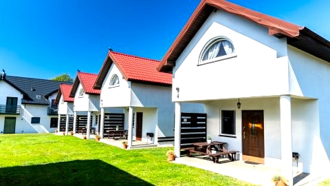 Domki i Apartamenty Kacper – komfortowy wypoczynek nad morzem