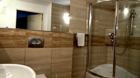Apartament Elian w Hotelu ***