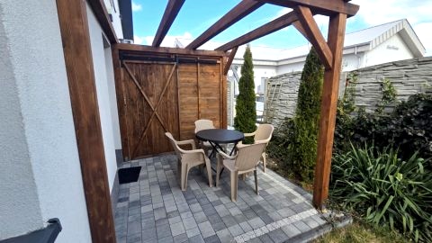 Noclegi Solec-Zdrój blisko basenów – Apartamenty Róża Wiatrów