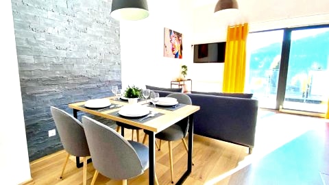 APARTAMENT SKANDYNAWSKI 2-poziomowy SAUNA JACUZZI