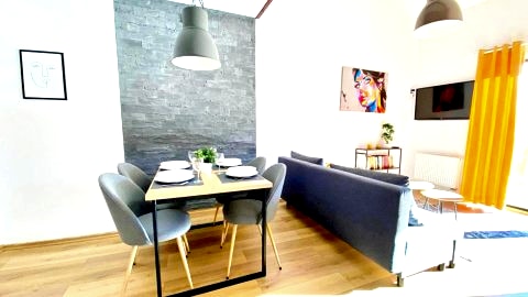 APARTAMENT SKANDYNAWSKI 2-poziomowy SAUNA JACUZZI