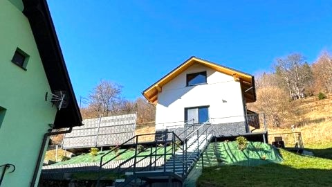 Domek na tarasie