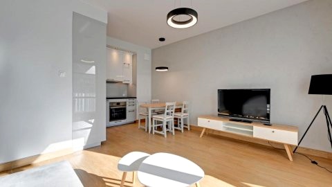 Holiday Apartment near the Sea - free private parking