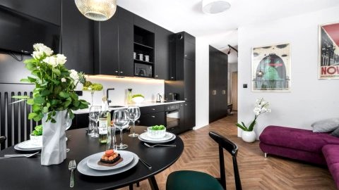 Moss Apartment