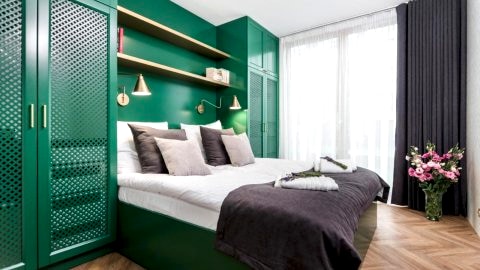 Moss Apartment