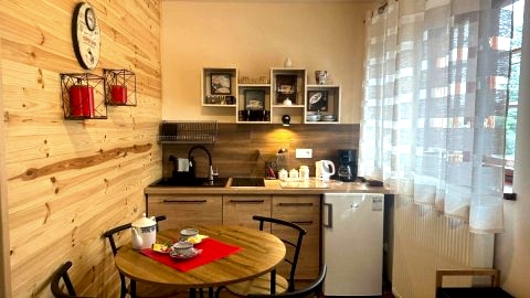 Apartamenty i pokoje Domino Parking w cenie !