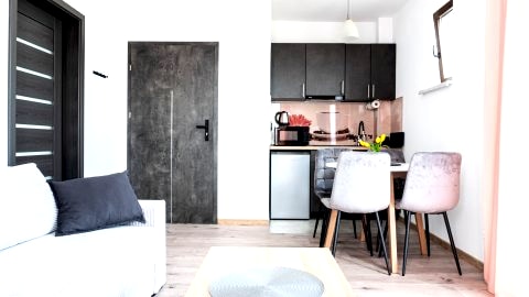 Komfortowe pokoje i apartamenty w Jastrzębiej Górze