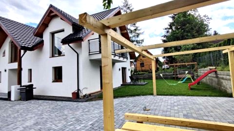 APARTAMENTY UL.SARNIA