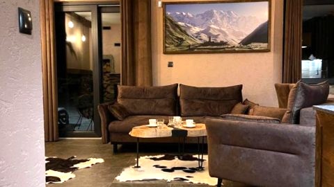 APARTAMENT KAUKAZ