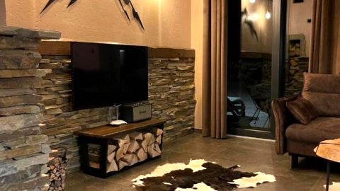 APARTAMENT KAUKAZ
