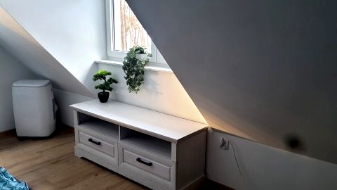 Uroczy domek nad rzeką Bug
