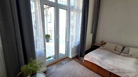 Samodzielne mieszkanie 150 m od morza