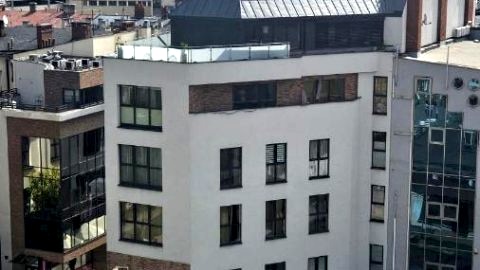 Moon Apartment