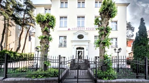 B&B Harmony House