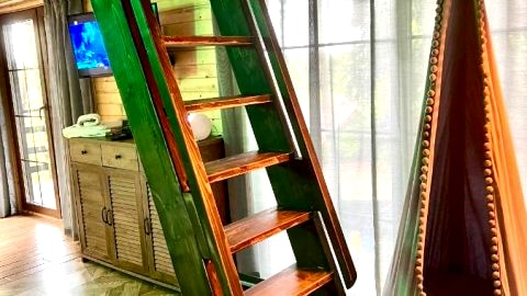 Na Skraju Lasu Domek na Drzewie & Glamping