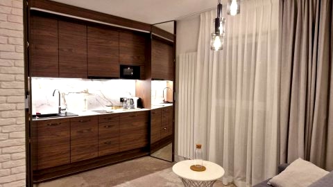 Brossa Apartments, 24h self check in, Klima, AirCond