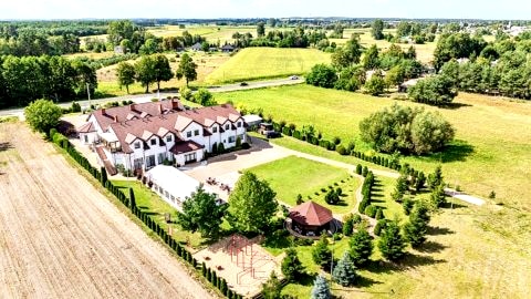 GOŚCINIEC ZACISZE - pokoje & restauracja blisko A2 Dąbie - Uniejów
