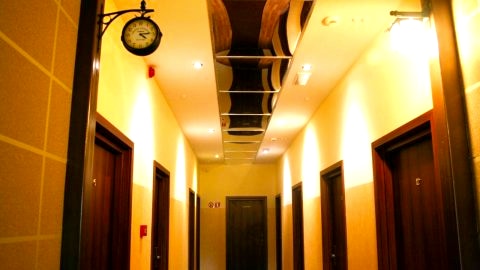 Hotel 7