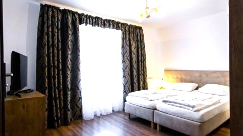 Gold Rooms