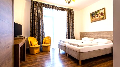 Gold Rooms