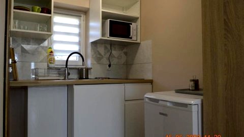 Apartamenty i pokoje u Kryni
