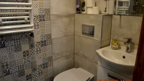 Apartamenty i pokoje u Kryni